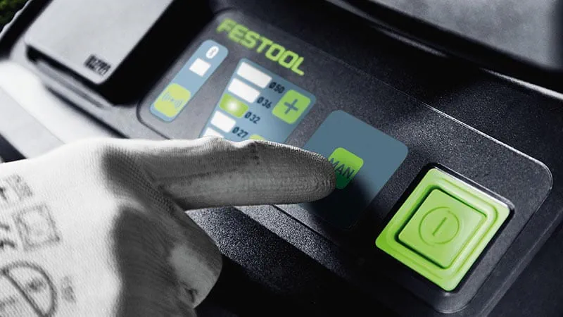 S dotykovým ovládáním