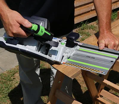 Provedení kapovacího řezu