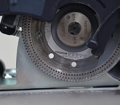 DSC-AG 125 s diamantovým dělicím kotoučem