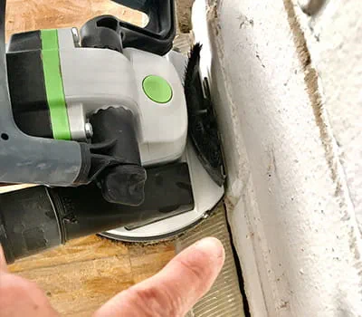 Broušení až ke kraji