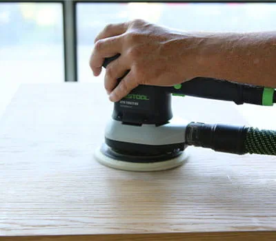 Broušení plochy do kříže