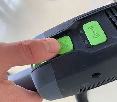 Zapnutí LED světla v případě potřeby