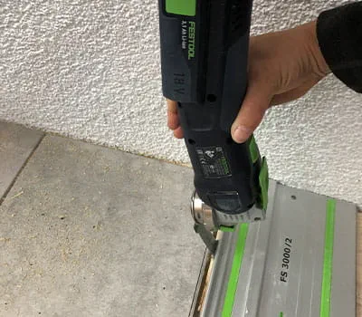 Dokončení řezu na krajích