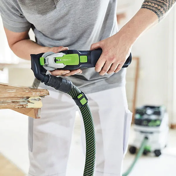 Akumulátorové oscilační nářadí Vecturo OSC18 Festool v akci